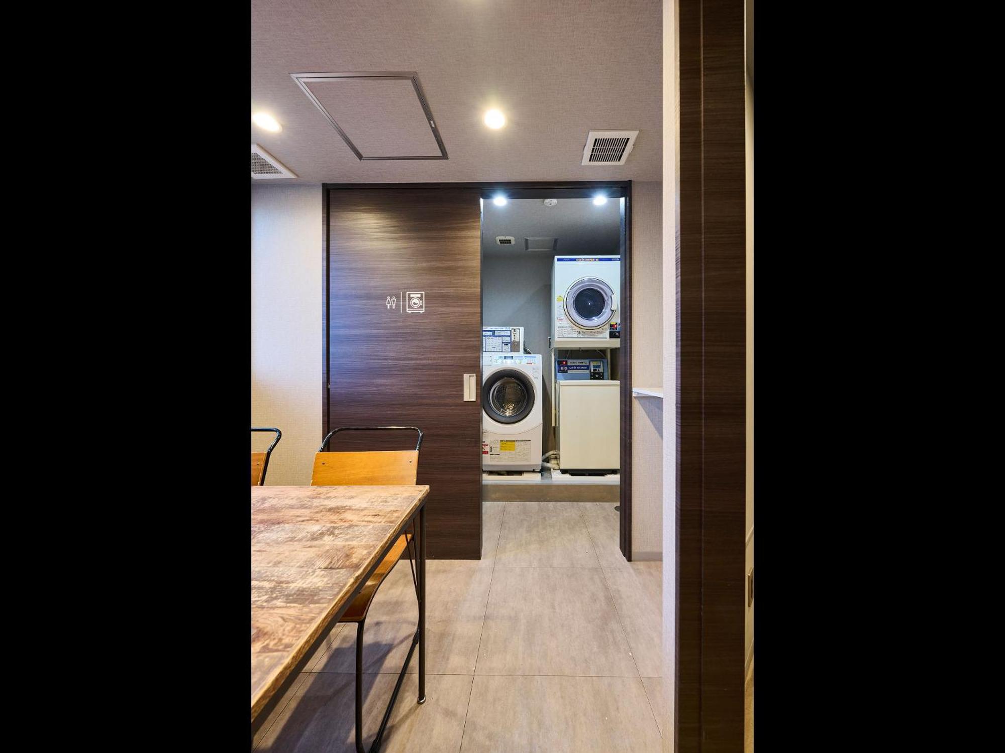 Hotel Plus Hostel Tokyo Akihabara Buitenkant foto